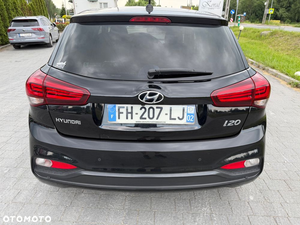 Hyundai i20 blue 1.2 Pure - 3