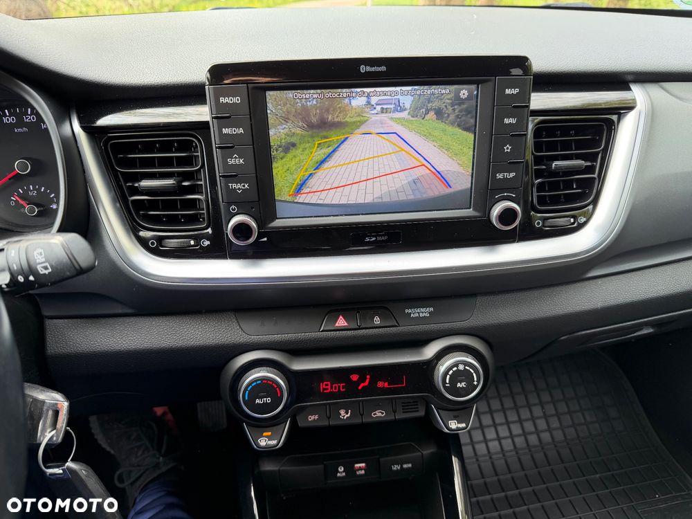 Kia Stonic - 18