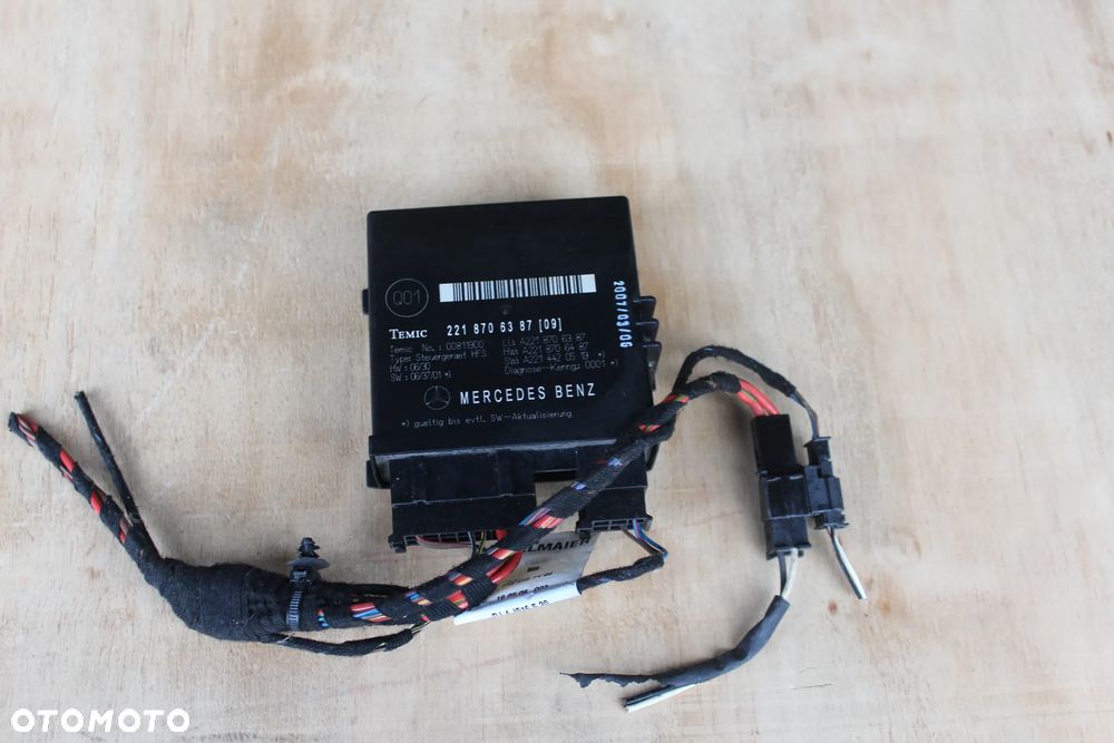 MODUŁ KLAPY BAGAŻNIKA MERCEDES W221 W216 2218706387 2007 - 1