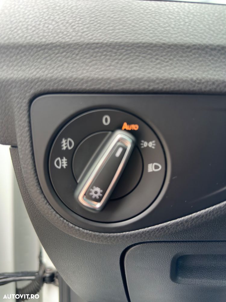 Volkswagen Golf Sportsvan 2.0 TDI SCR DSG Highline - 25