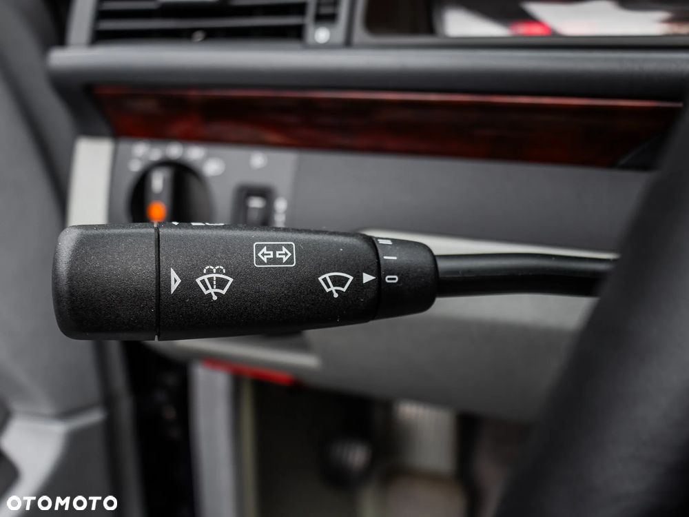 Mercedes-Benz Klasa E - 36