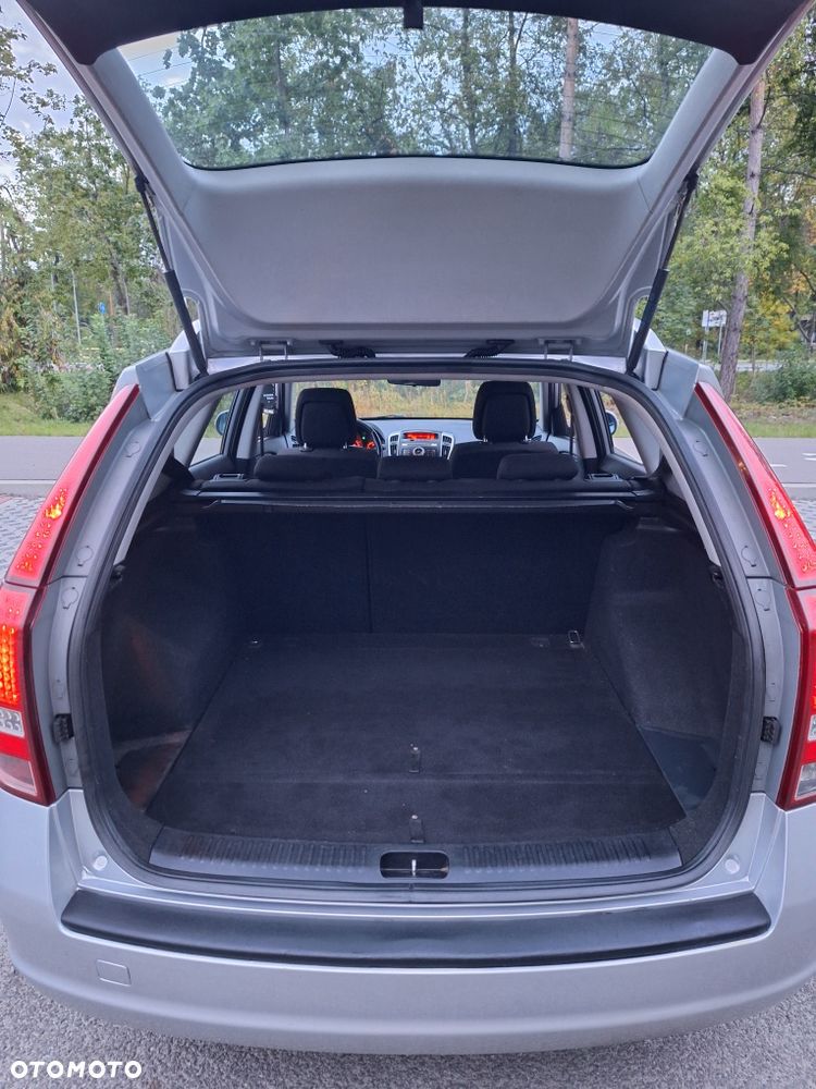 Kia Ceed - 6