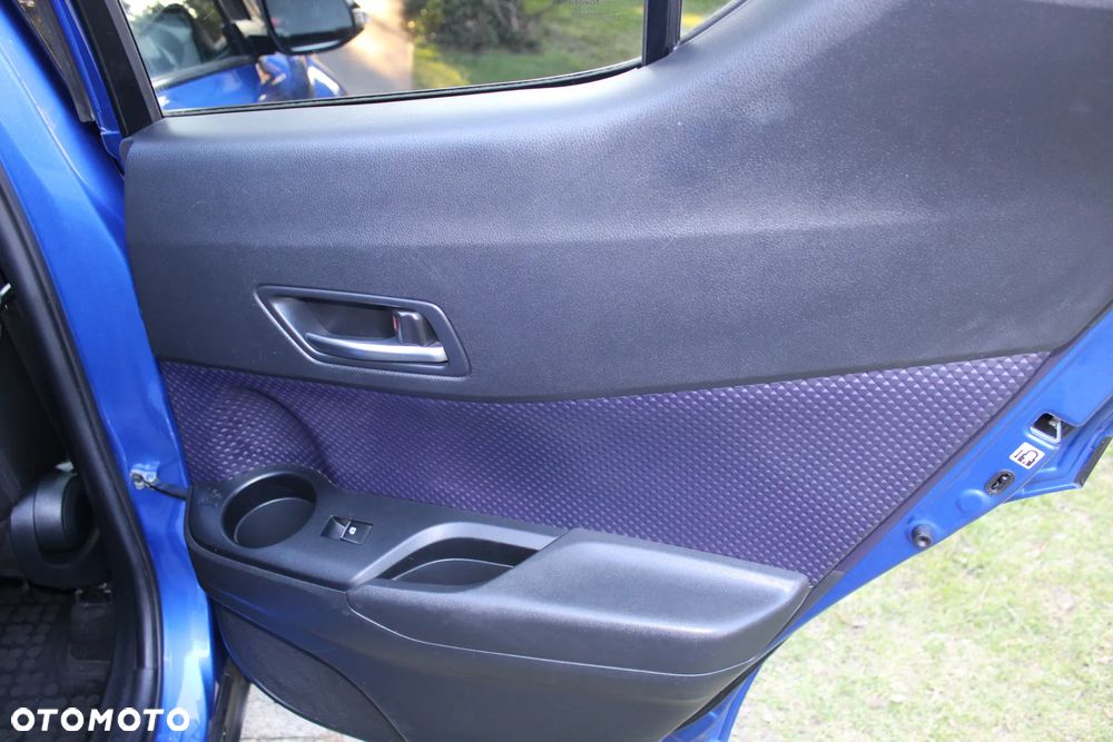 Toyota C-HR 1.8 Hybrid Prestige - 23