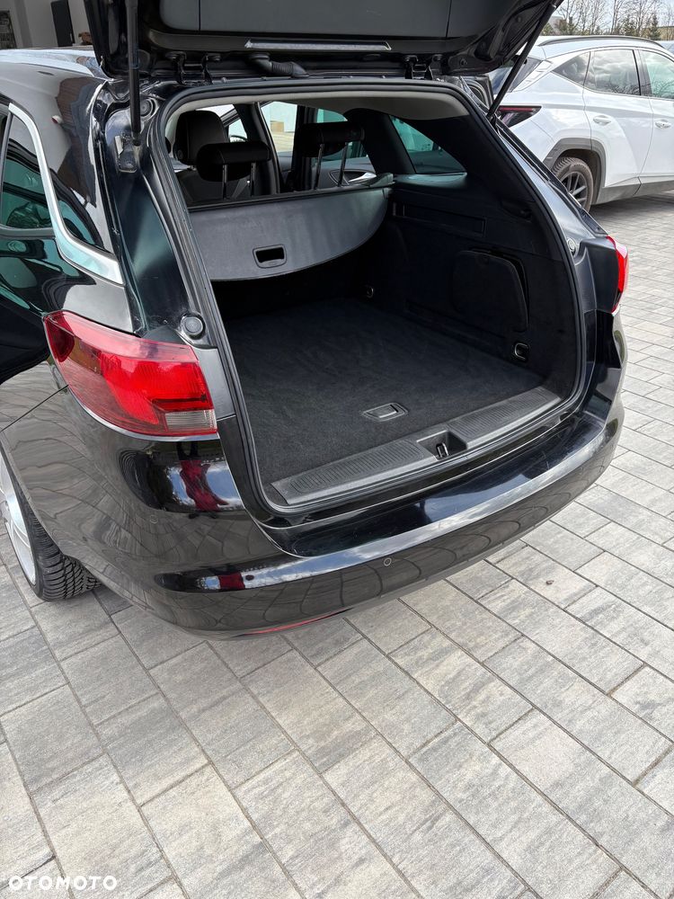 Opel Astra 1.4 T Enjoy - 32