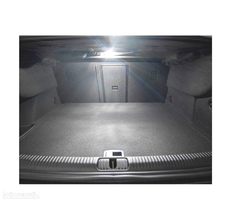 LUZ LED PARA PORTA-MALAS PARA BMW - 1