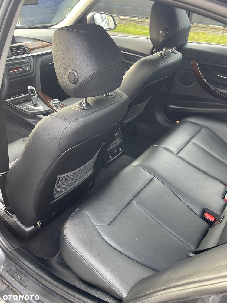 BMW Seria 3 - 22