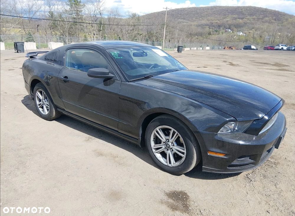 Ford Mustang 3.7 V6 Premium