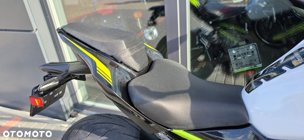 Kawasaki Z 900 - 14