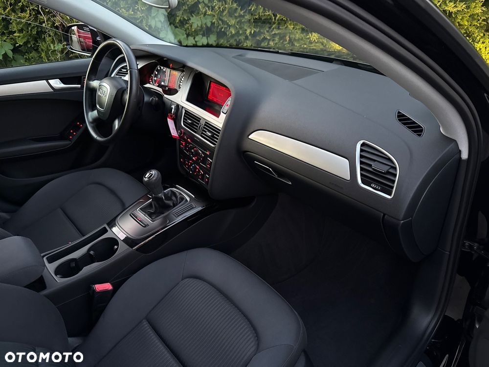 Audi A4 Limousine 1.8 TFSI Ambiente - 14