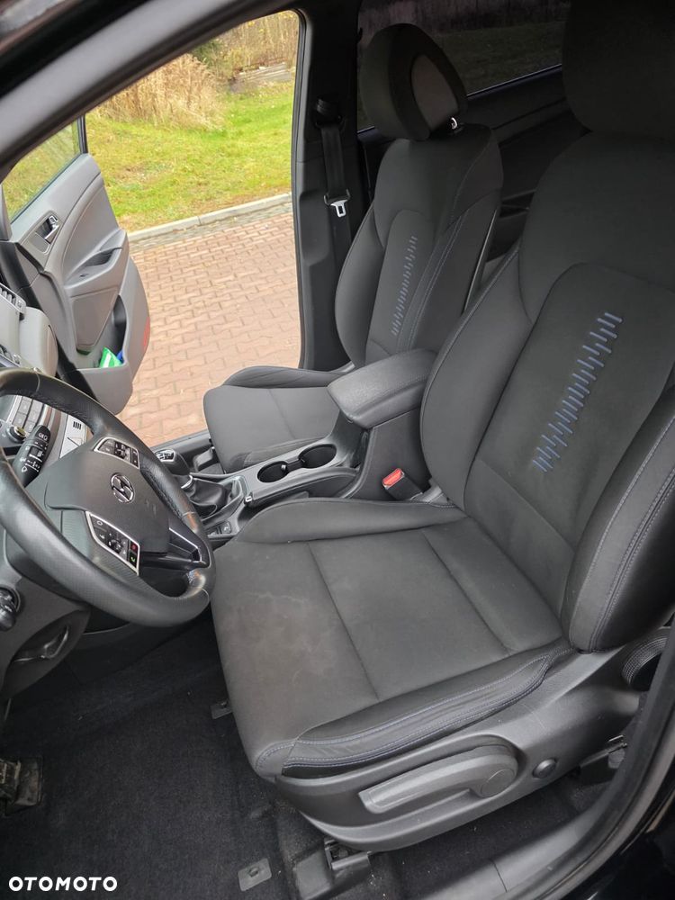 Hyundai Tucson blue 1.6 GDi 2WD Navi - 10