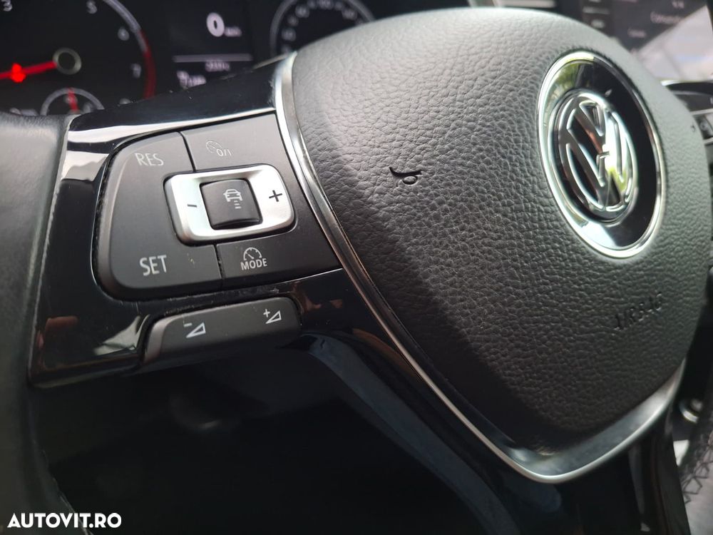 Volkswagen T-Roc 1.0 TSI - 27