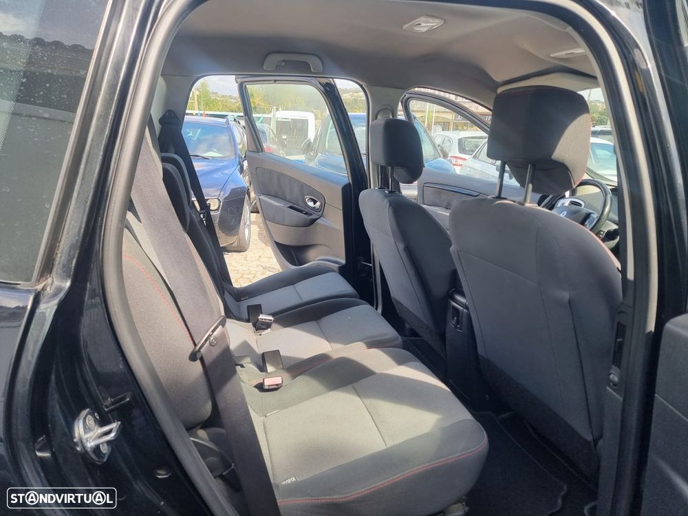 Renault Scénic 1.5 dCi Expression SS - 25