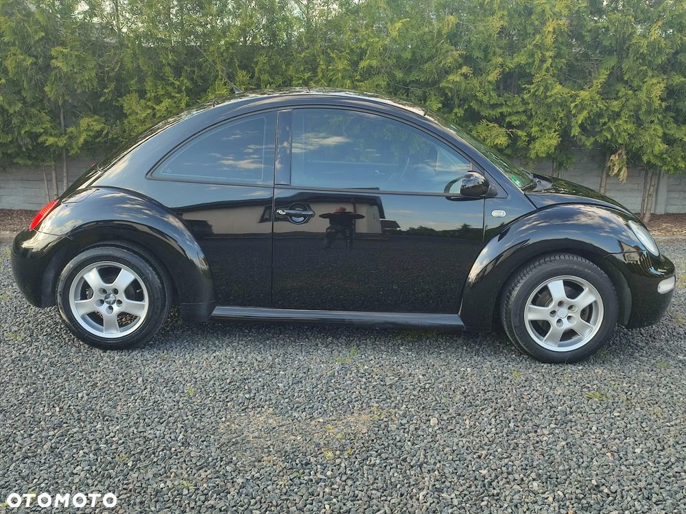 Volkswagen New Beetle - 6