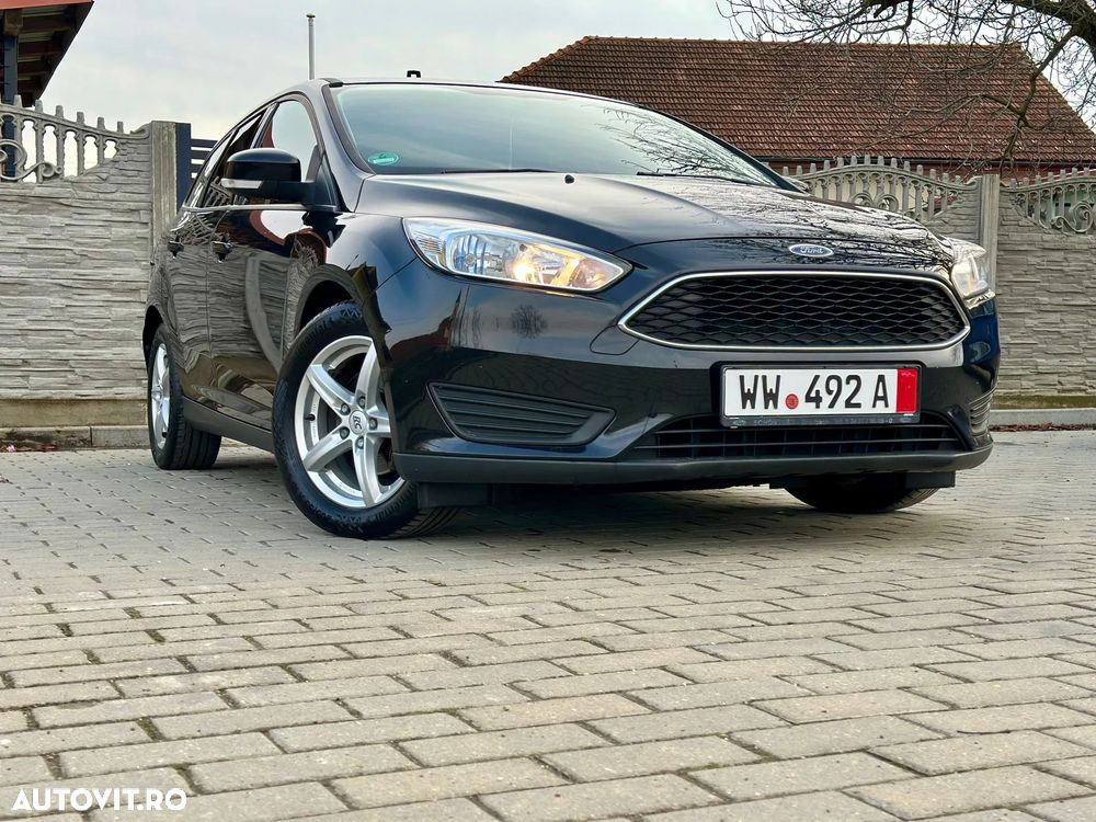 Ford Focus - 12