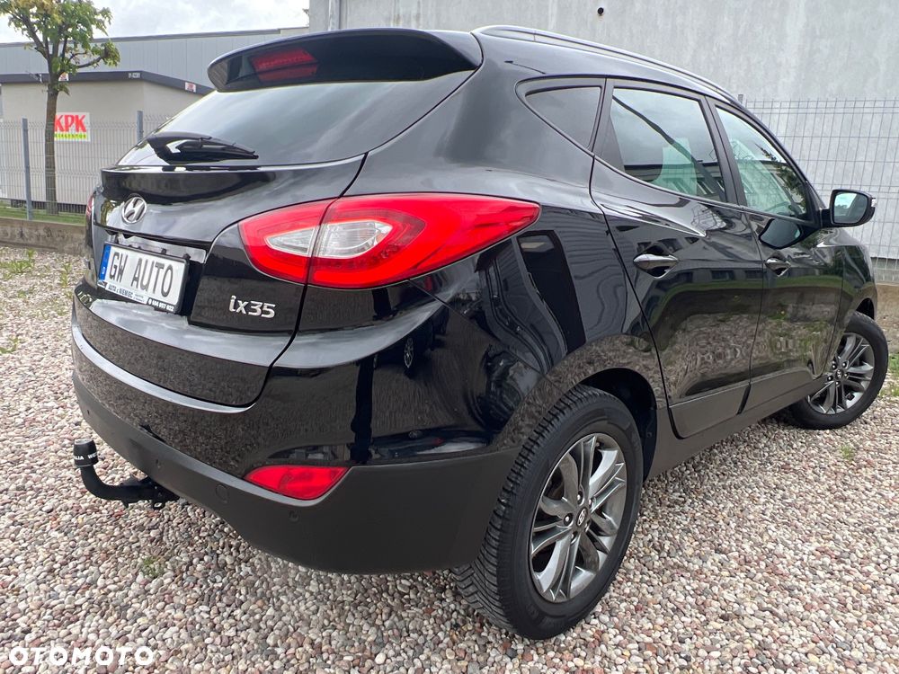 Hyundai ix35 1.6 2WD Fifa World Cup Edition - 11