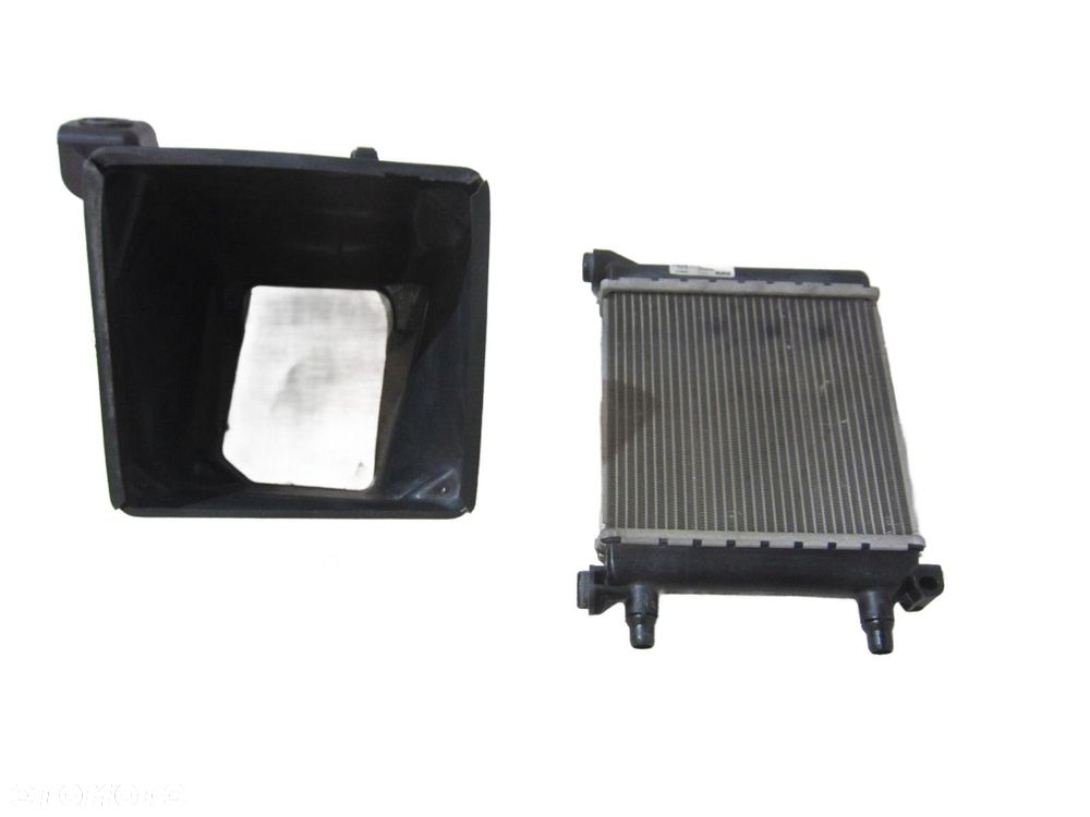 BMW X1 F48 CHŁODNICA WODY DODATKOWA WLOT 7342495 7634565 KANAŁ 17117634565 - 1