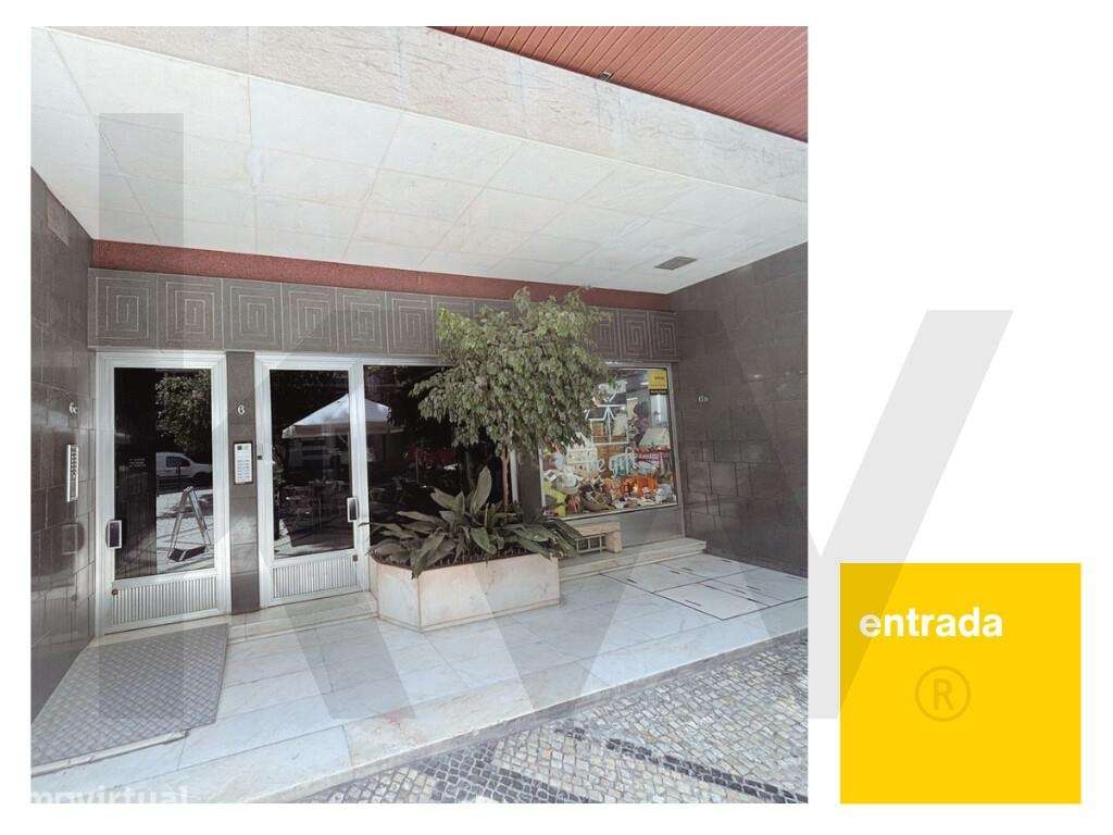 Avenidas Novas: Centralidade e Garagem Privativa no coração de  Lisboa - Grande imagem: 2/37