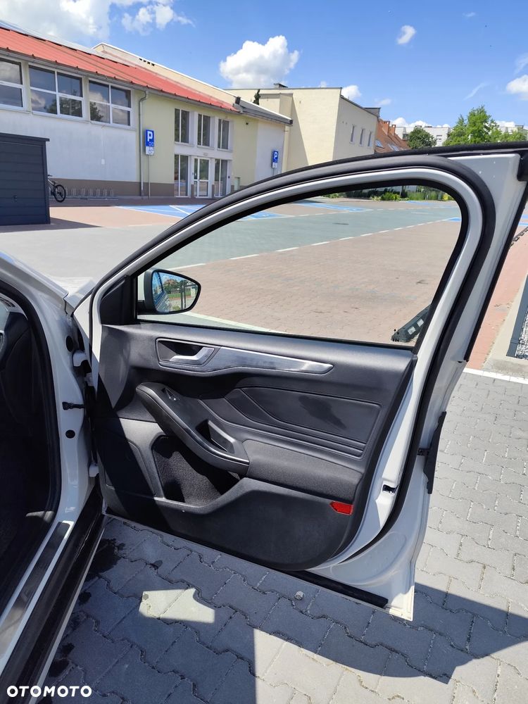 Ford Focus 1.5 EcoBoost Active Business - 7