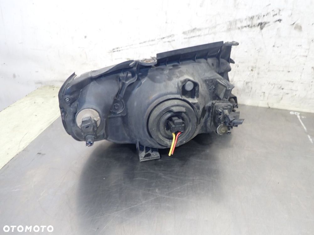 LAMPA LEWA PRZEDNIA HYUNDAI MATRIX 1.6 - 5