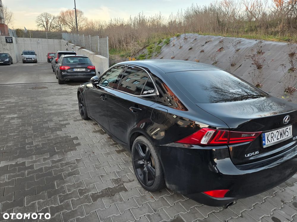 Lexus IS 200t / 300 Black - 2