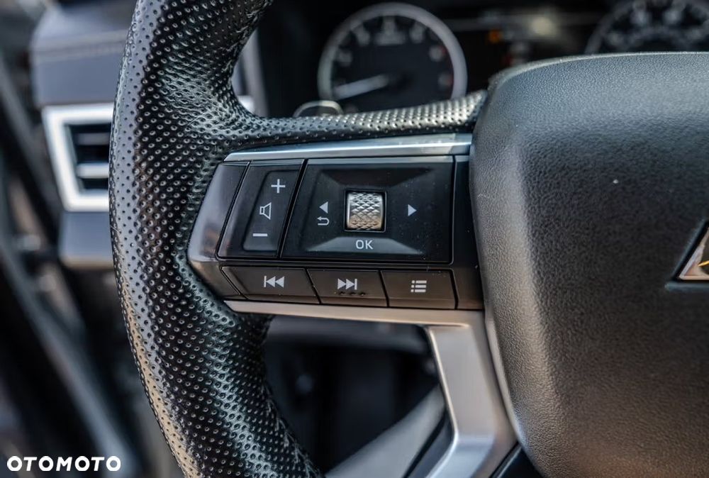 Mitsubishi Outlander - 15