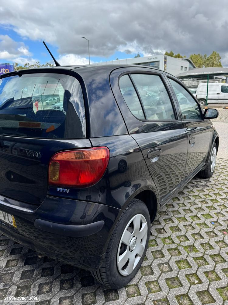 Toyota Yaris 1.0 Sol - 17