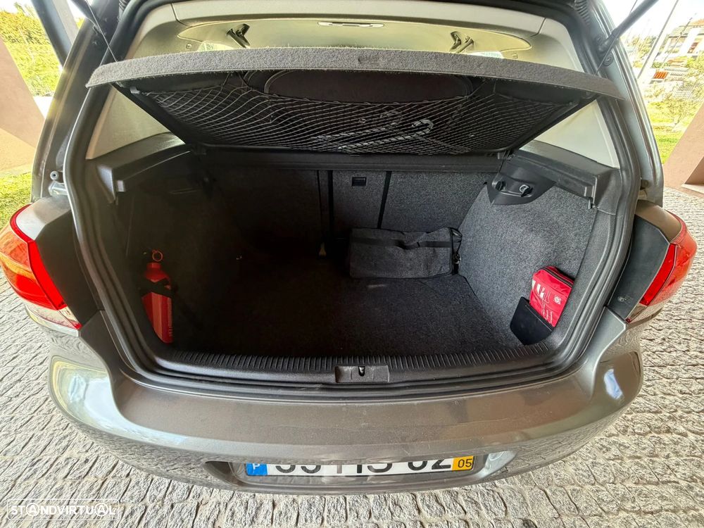 VW Golf 2.0 TDi Confortline - 5