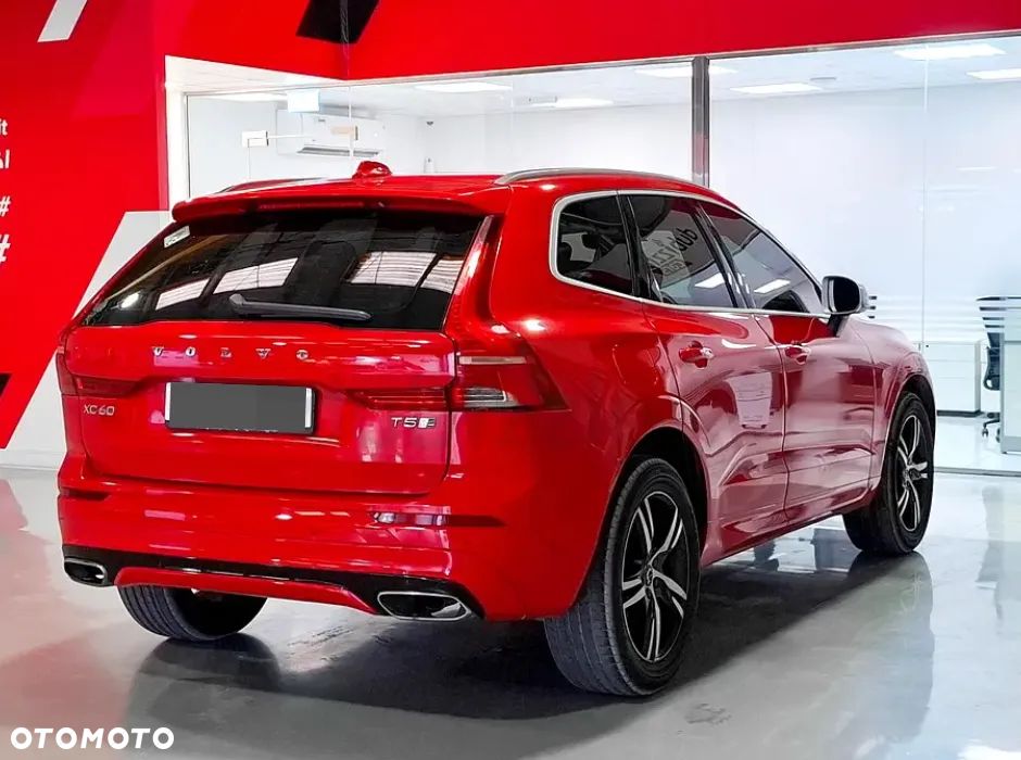 Volvo XC 60 T5 AWD Geartronic RDesign - 3