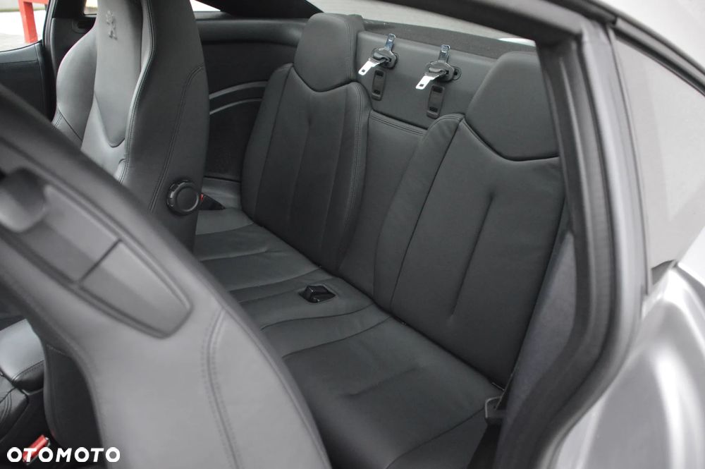 Peugeot RCZ 1.6 200 THP Onyx - 11