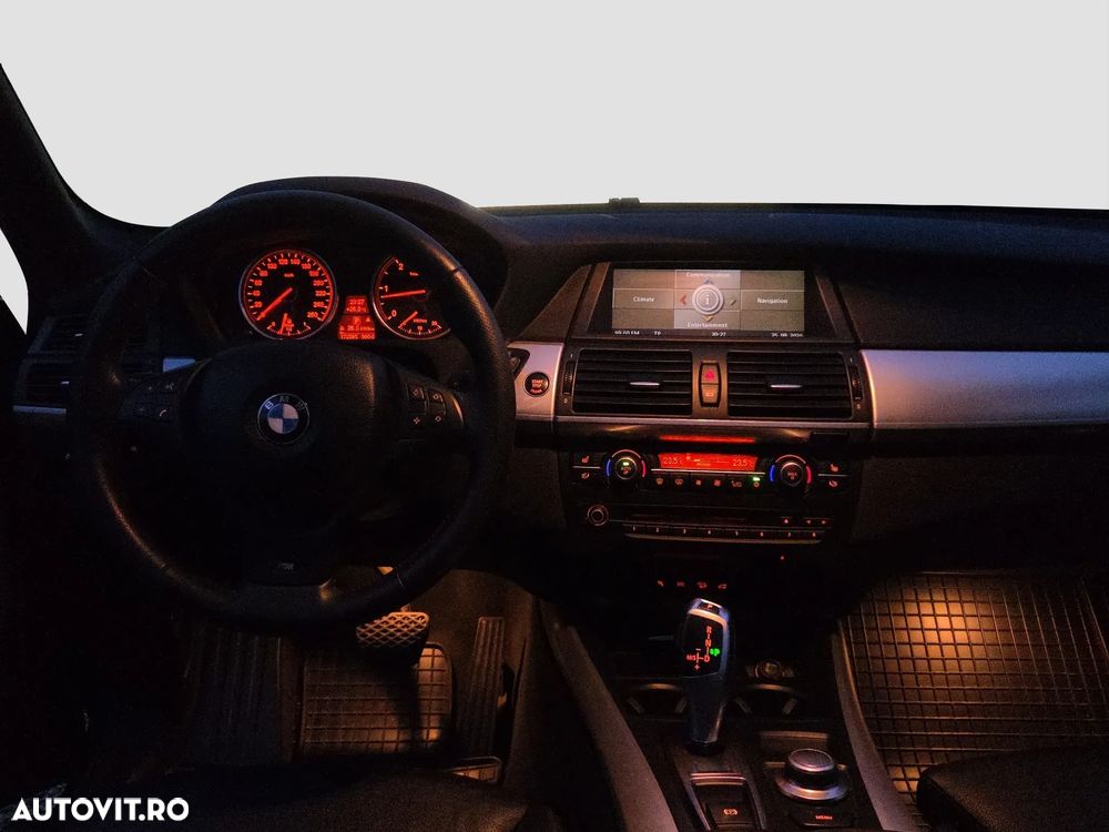 BMW X5 xDrive30d - 16