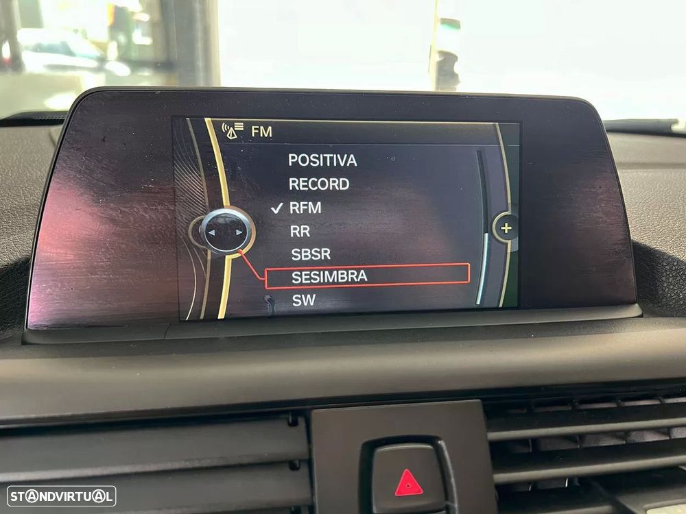 BMW 116 d EfficientDynamics - 12