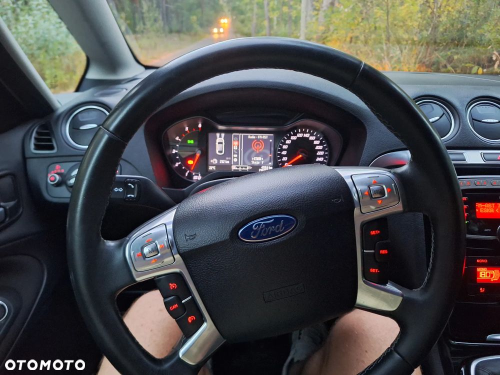 Ford S-Max 2.0 TDCi Titanium - 18