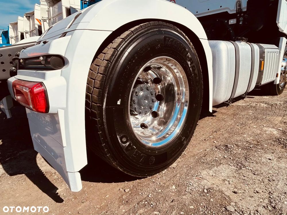 Mercedes-Benz Actros - 37
