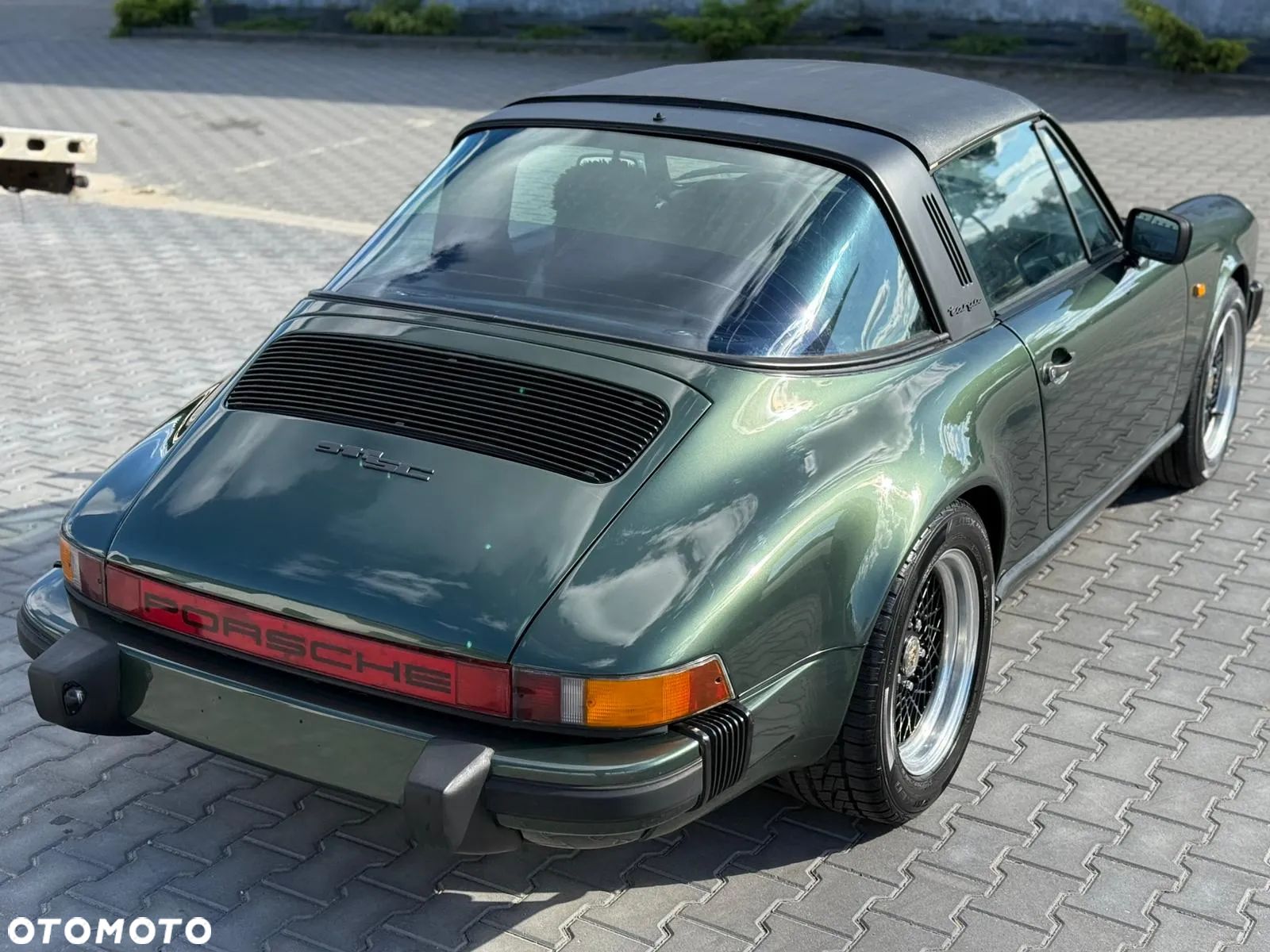 Porsche 911 - 1