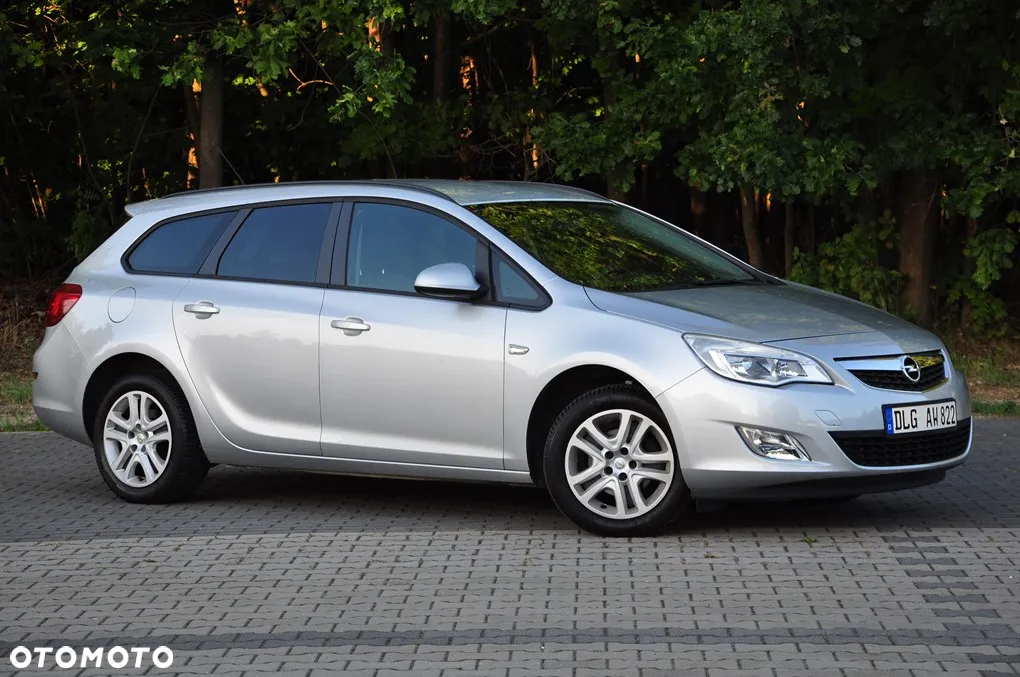 Opel Astra 1.4 Turbo Sports Tourer - 17
