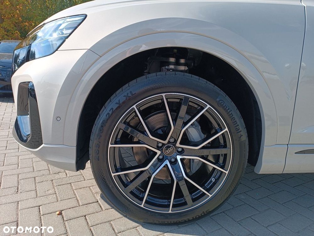 Audi Q8 - 3