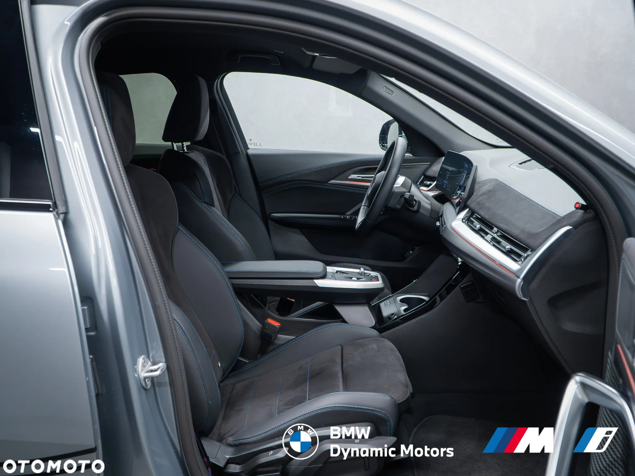 BMW iX2 eDrive20 - 22