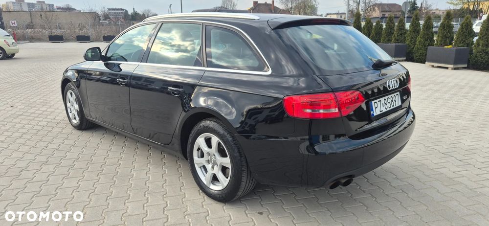 Audi A4 Avant 1.8 TFSI Ambiente - 1