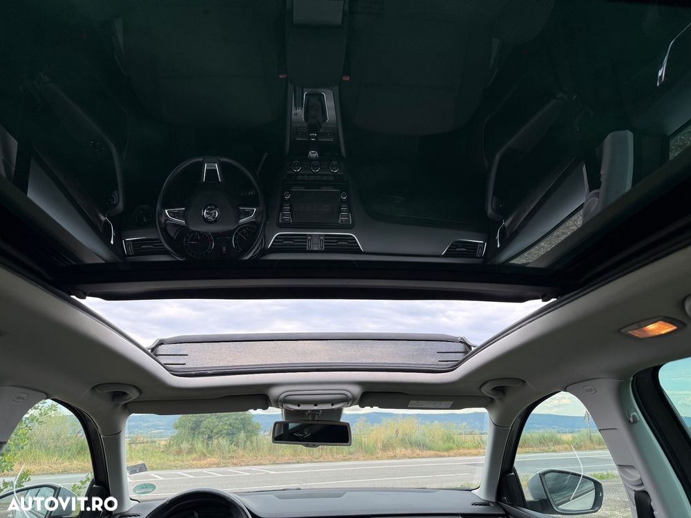 Skoda Octavia 2.0 TDI (Green tec) 4x4 DSG Scout - 11