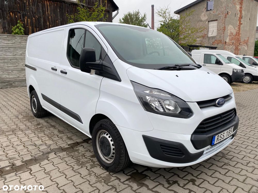 Ford TRANSIT CUSTOM - 3