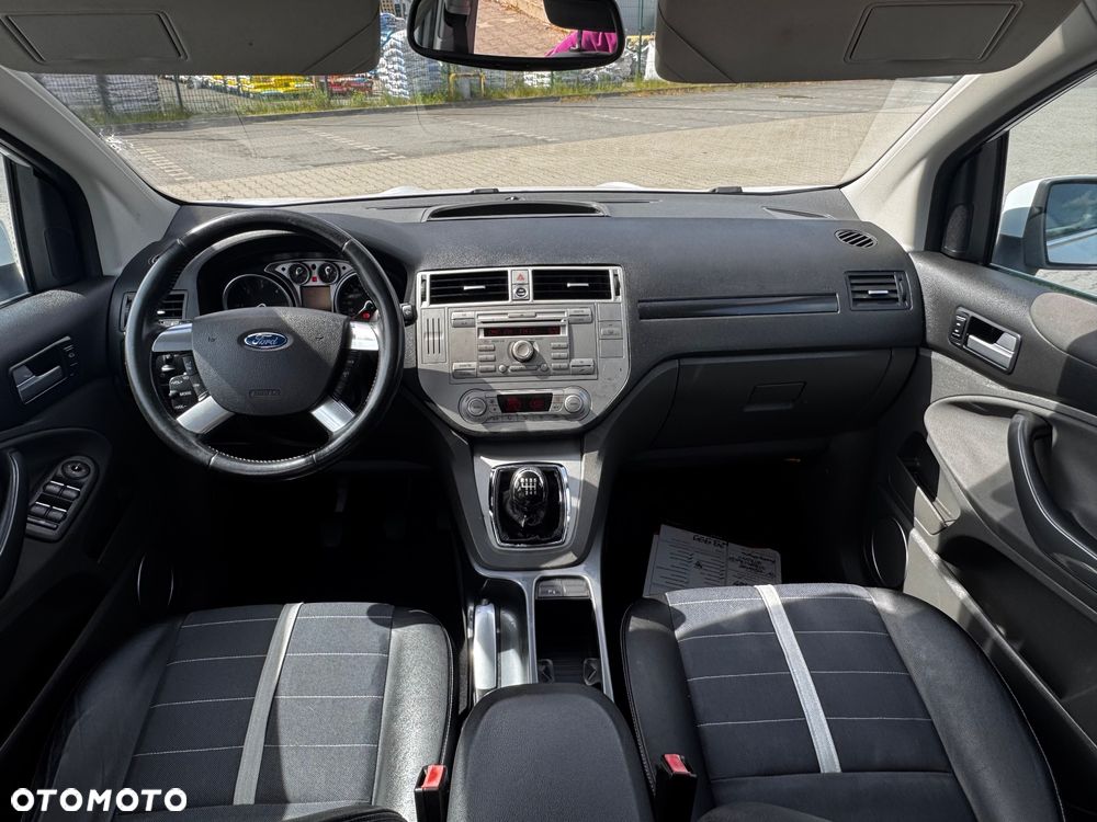 Ford Kuga 2.0 TDCi Titanium - 12