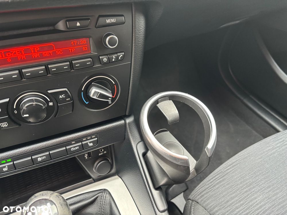 BMW X1 sDrive16d Sport Line - 27