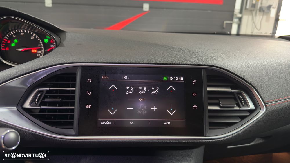 Peugeot 308 SW BlueHDi 180 EAT6 GT - 29