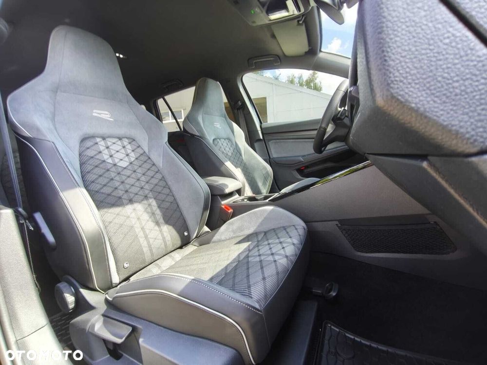 Volkswagen Golf Variant 1.5 eTSI EVO R-Line DSG - 18