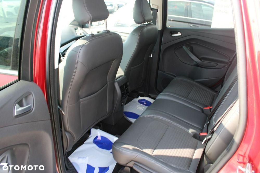 Ford Kuga - 15