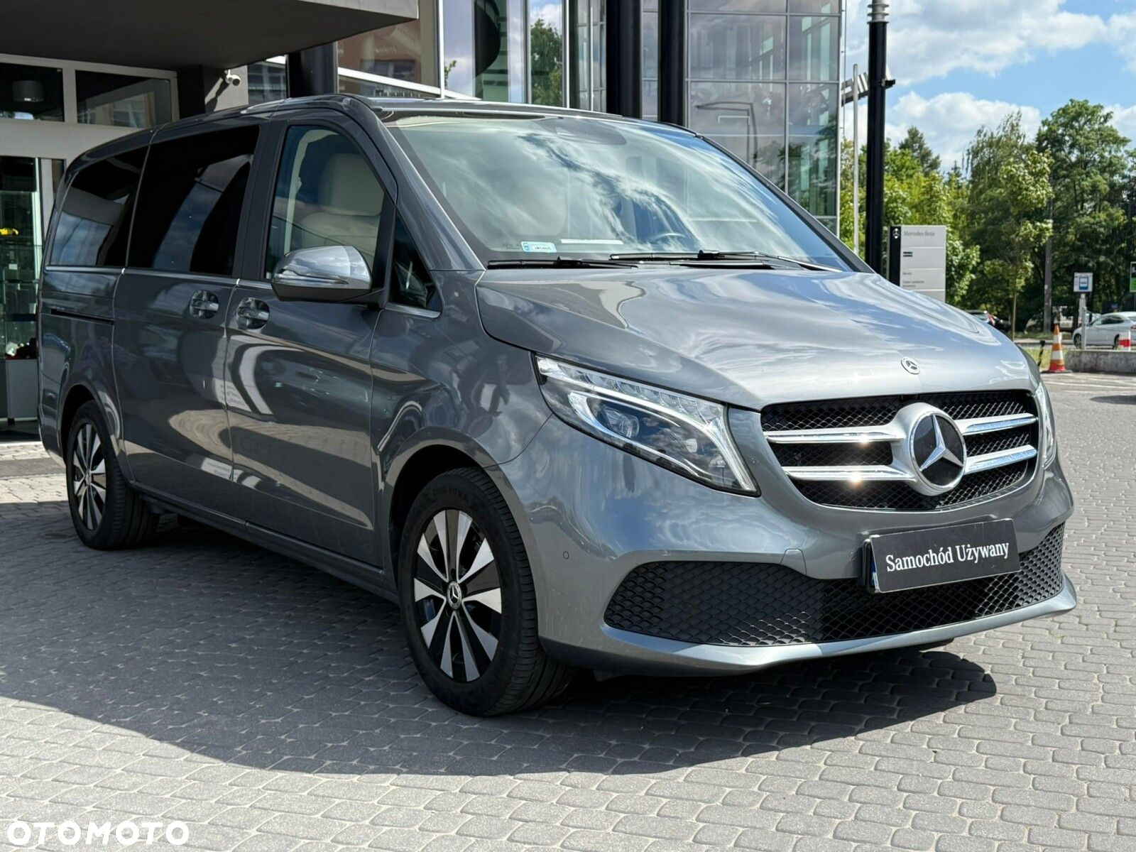 Mercedes-Benz Klasa V 300 d Avantgarde 9G-Tronic (ekstra d³) - 3
