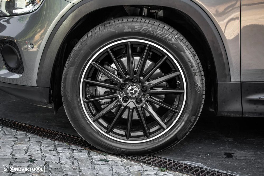 Mercedes-Benz GLB 200 d 4Matic - 10