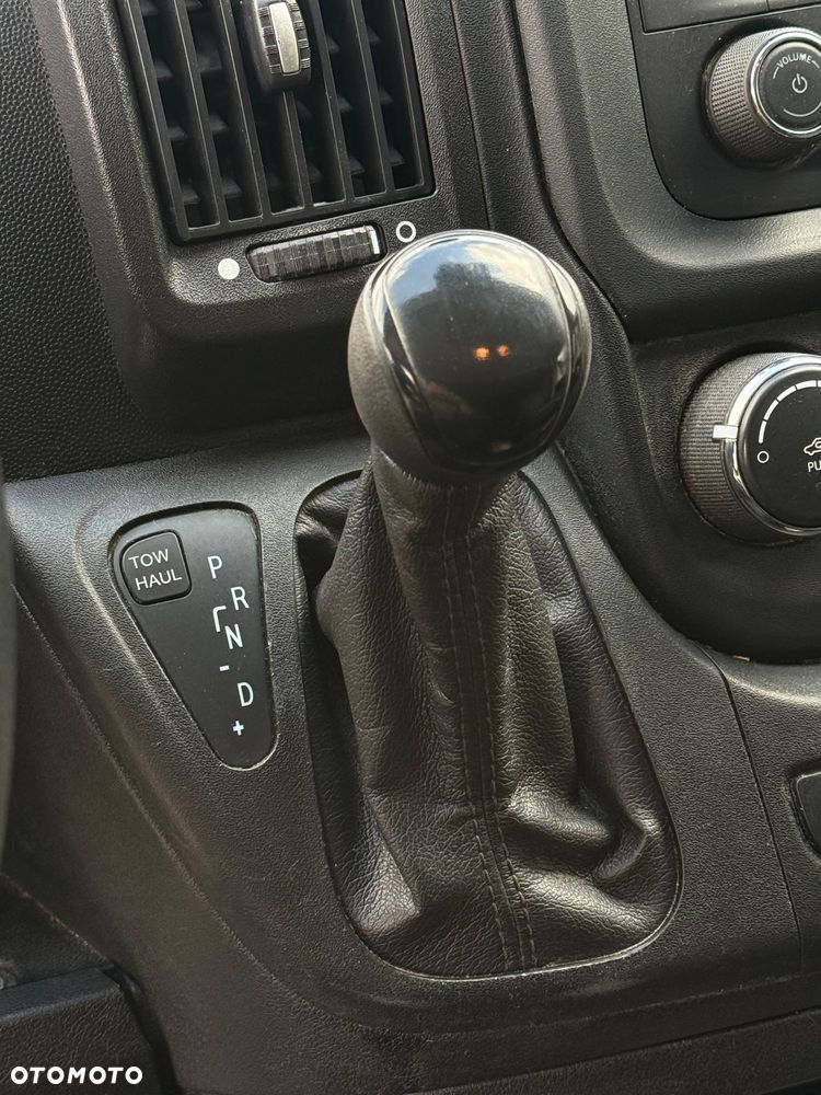 Dodge Ram promaster 1500 - 11