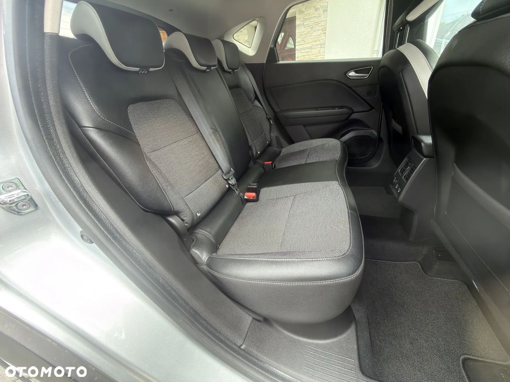 Renault Captur - 13