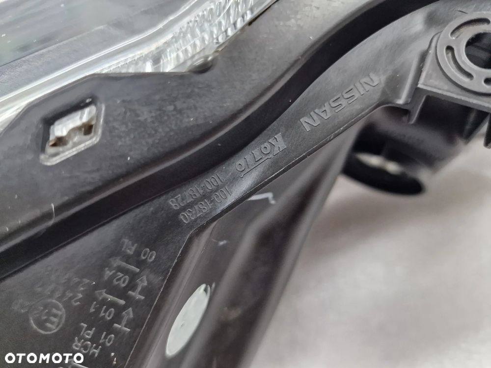 NISSAN MICRA K16 16- LEWA ZWYKŁA LAMPA PRZEDNIA PRZÓD LED , NR KOITO 100-18730 / 100-18728 , NR AUKCJI LA197 - 26